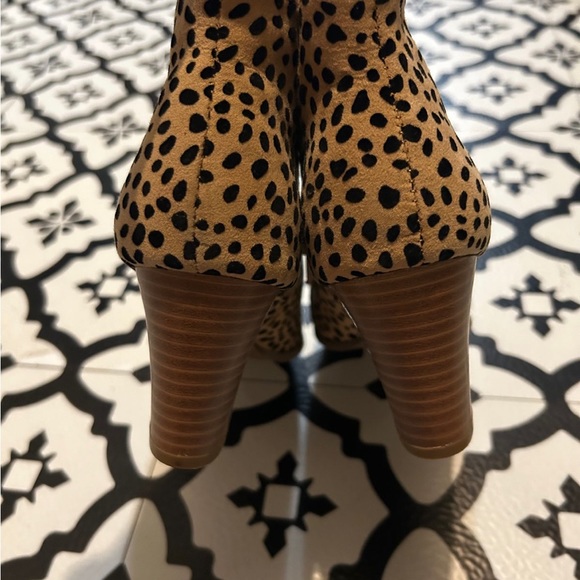 Leopard booties - Picture 2 of 3